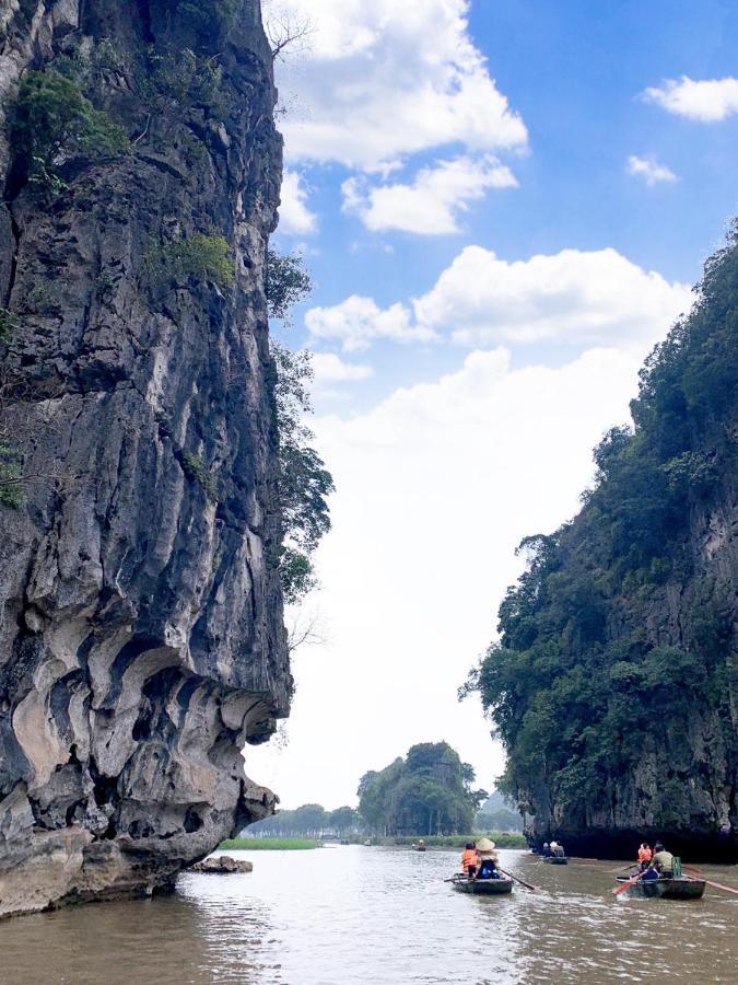 Tam Coc Lily Homestay Ninh Bình Exteriör bild